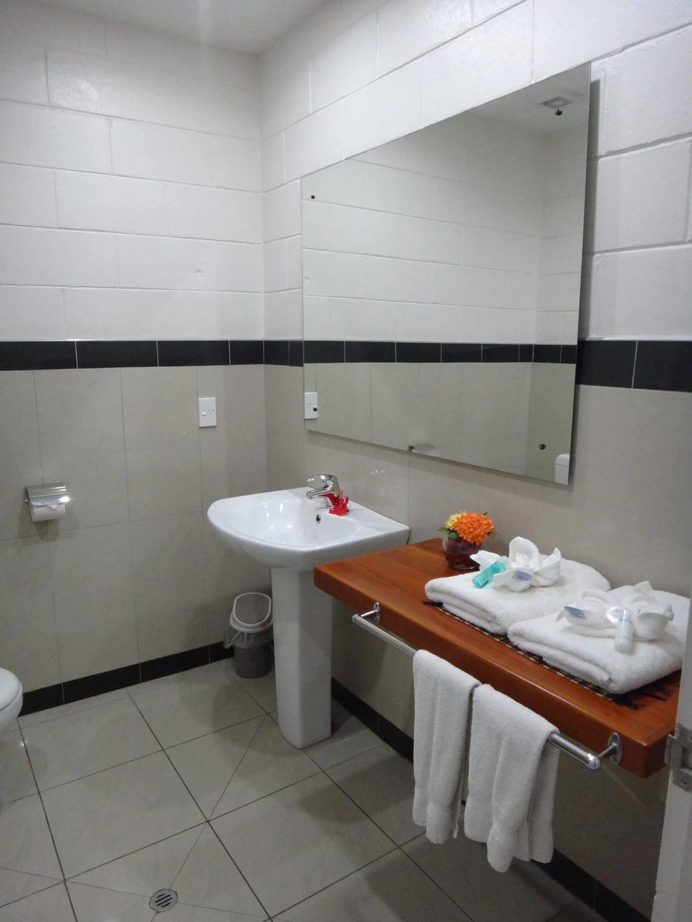 Amanaki Hotel อาเพีย ภายนอก รูปภาพ